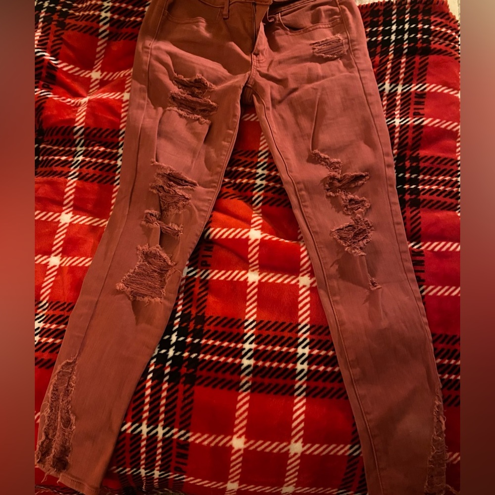 American Eagle Distressed Jeans 2